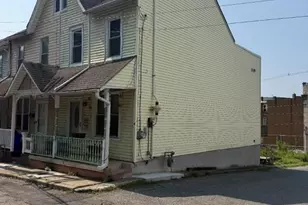 12 Brainard St, Phillipsburg, NJ 08865 - Photo 2