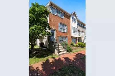 25 Holly St, Jersey City, NJ 07305 - Photo 22
