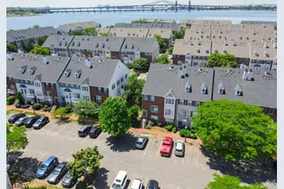 25 Holly St, Jersey City, NJ 07305 - Photo 26