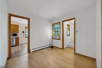 51 Laurel Dr, Wayne, NJ 07470 - Photo 12