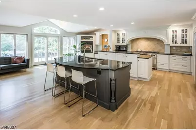 24 Coventry Rd, Mendham, NJ 07945 - Photo 2