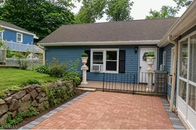 129 Hickory Tavern Rd, Long Hill Township, NJ 07933 - Photo 1