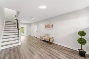 19 Riverbend Ct, New Providence, NJ 07974 - Photo 2