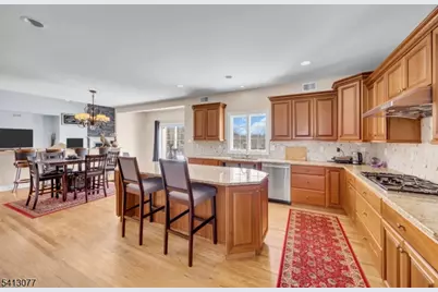 201 Sidney Rd, Franklin Township, NJ 08867 - Photo 20