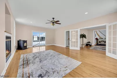 201 Sidney Rd, Franklin Township, NJ 08867 - Photo 6