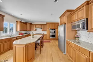 201 Sidney Rd, Franklin Township, NJ 08867 - Photo 18