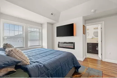 322 McGuire Pl, Perth Amboy, NJ 08861 - Photo 16