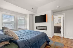 322 Mcguire Pl, Perth Amboy, NJ 08861 - Photo 16