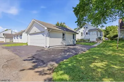 79 W Johnston St, Washington Boro, NJ 07882 - Photo 4