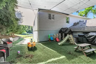 25 Gillette Rd, Long Hill Township, NJ 07933 - Photo 34