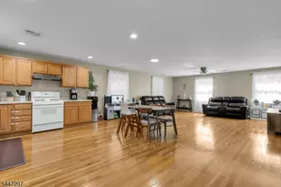 25 Gillette Rd, Long Hill Township, NJ 07933 - Photo 6