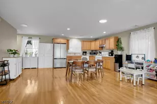 25 Gillette Rd, Long Hill Township, NJ 07933 - Photo 8