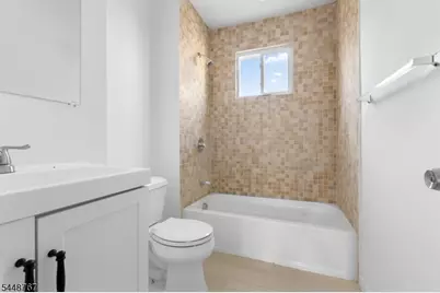 43 Cortland St, Newark, NJ 07105 - Photo 8