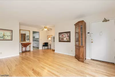 39A Sandra Circle #1, Westfield, NJ 07090 - Photo 4