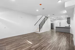 43 5 Cortland St, Newark, NJ 07105 - Photo 2