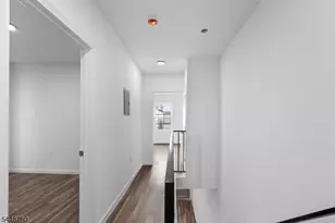 43 5 Cortland St, Newark, NJ 07105 - Photo 24