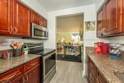 300 Main St #301, Little Falls Township, NJ 07424 - Photo 10