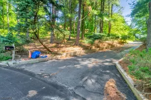 6 Sugar Ln, Holmdel Twp., NJ 07733 - Photo 46