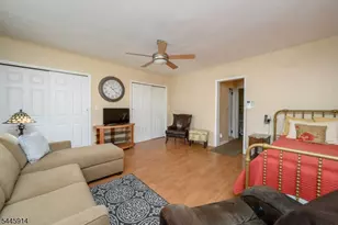 94 Van Buren St, Newark, NJ 07105 - Photo 14