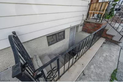 94 Van Buren St, Newark, NJ 07105 - Photo 34