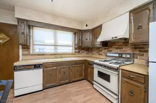 94 Van Buren St, Newark, NJ 07105 - Photo 24
