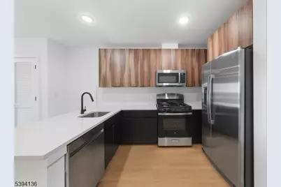 768 Bergen St #5D, Newark, NJ 07108 - Photo 2