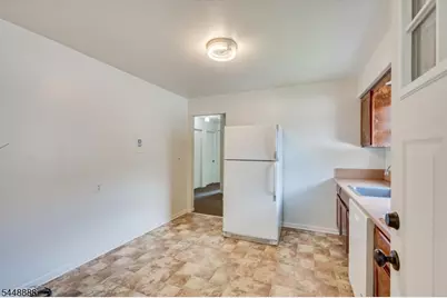 52 Johnson Ave #2, Cranford Township, NJ 07016 - Photo 6