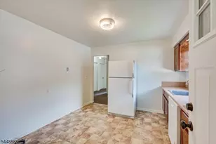 52 Johnson Ave, Cranford Township, NJ 07016 - Photo 6