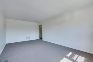 52 Johnson Ave, Cranford Township, NJ 07016 - Photo 12