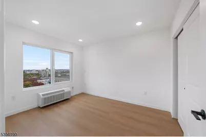 768 Bergen St #4C, Newark, NJ 07108 - Photo 4