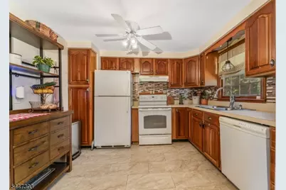 711 4th St, Belvidere, NJ 07823 - Photo 10