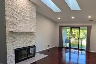 318 English Pl, Bernards Township, NJ 07920 - Photo 4