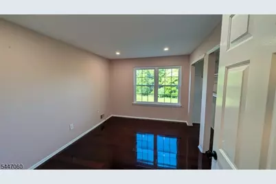 318 English Place #318, Bernards Township, NJ 07920 - Photo 10