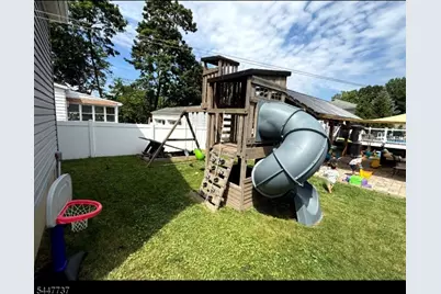 84 Fairfield Ave, West Caldwell, NJ 07006 - Photo 12