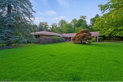 29 Wayside Pl, Montclair, NJ 07042 - Photo 2