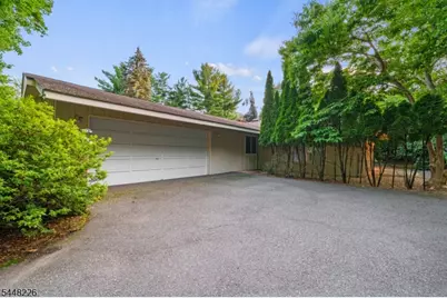 29 Wayside Pl, Montclair, NJ 07042 - Photo 42