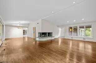 29 Wayside Pl, Montclair, NJ 07042 - Photo 6