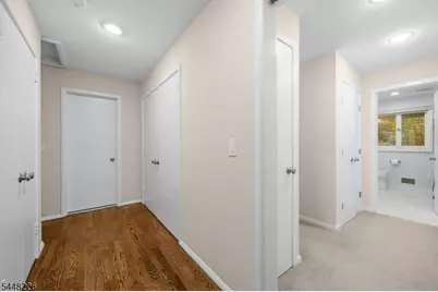 29 Wayside Pl, Montclair, NJ 07042 - Photo 20
