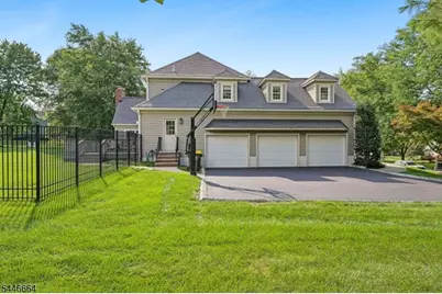 4 Hawkes Ct, Bridgewater, NJ 08807 - Photo 26