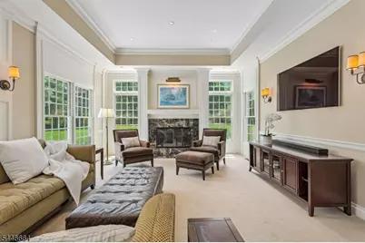 4 Hawkes Ct, Bridgewater, NJ 08807 - Photo 8