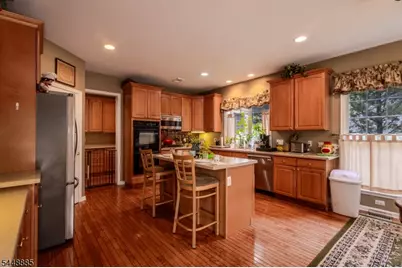 18 Hartlander St, East Brunswick Township, NJ 08816 - Photo 16