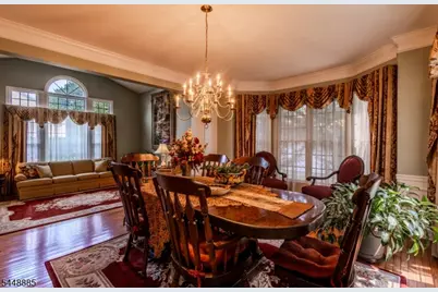 18 Hartlander St, East Brunswick Township, NJ 08816 - Photo 14