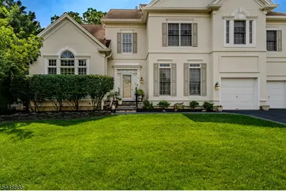 18 Hartlander St, East Brunswick Township, NJ 08816 - Photo 4