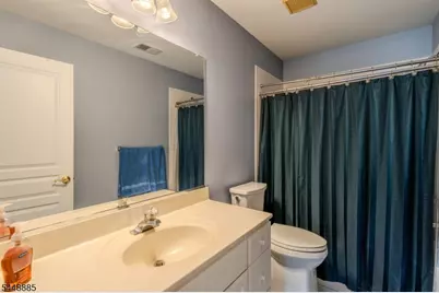 18 Hartlander St, East Brunswick Township, NJ 08816 - Photo 36
