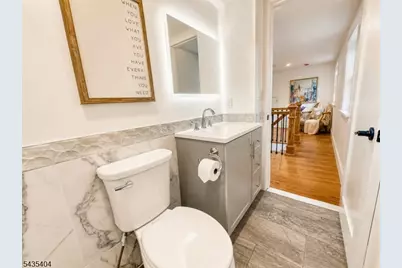 27 Grandview Dr, Wayne, NJ 07470 - Photo 20
