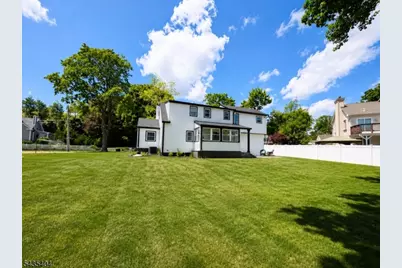 27 Grandview Dr, Wayne, NJ 07470 - Photo 38