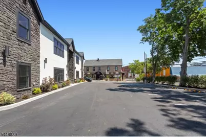 5 Milton Ave #C, Clifton, NJ 07013 - Photo 6
