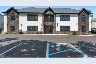 5 Milton Ave #C, Clifton, NJ 07013 - Photo 2