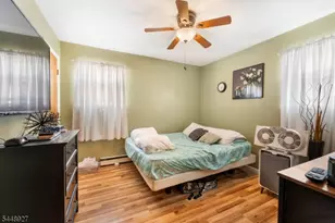 30 Warren St, Carteret, NJ 07008 - Photo 10