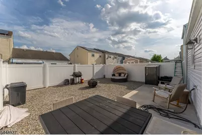 30 Warren St, Carteret, NJ 07008 - Photo 20